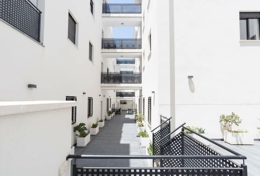 -Malagasunapts- Rooftop Pool & Free Parking Zewnętrze zdjęcie